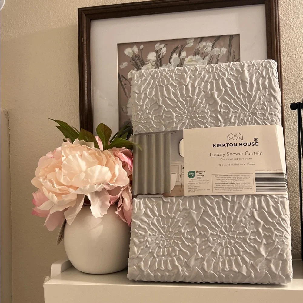 NWT Kirkton House Luxury Shower Curtain in White 72 x 72